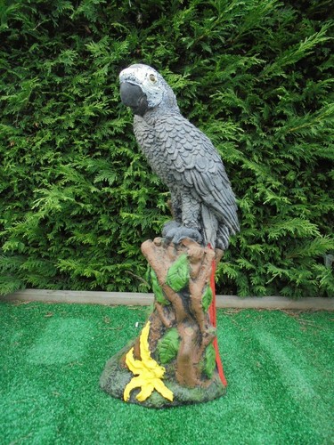 Parrot concrete garden - parrot,